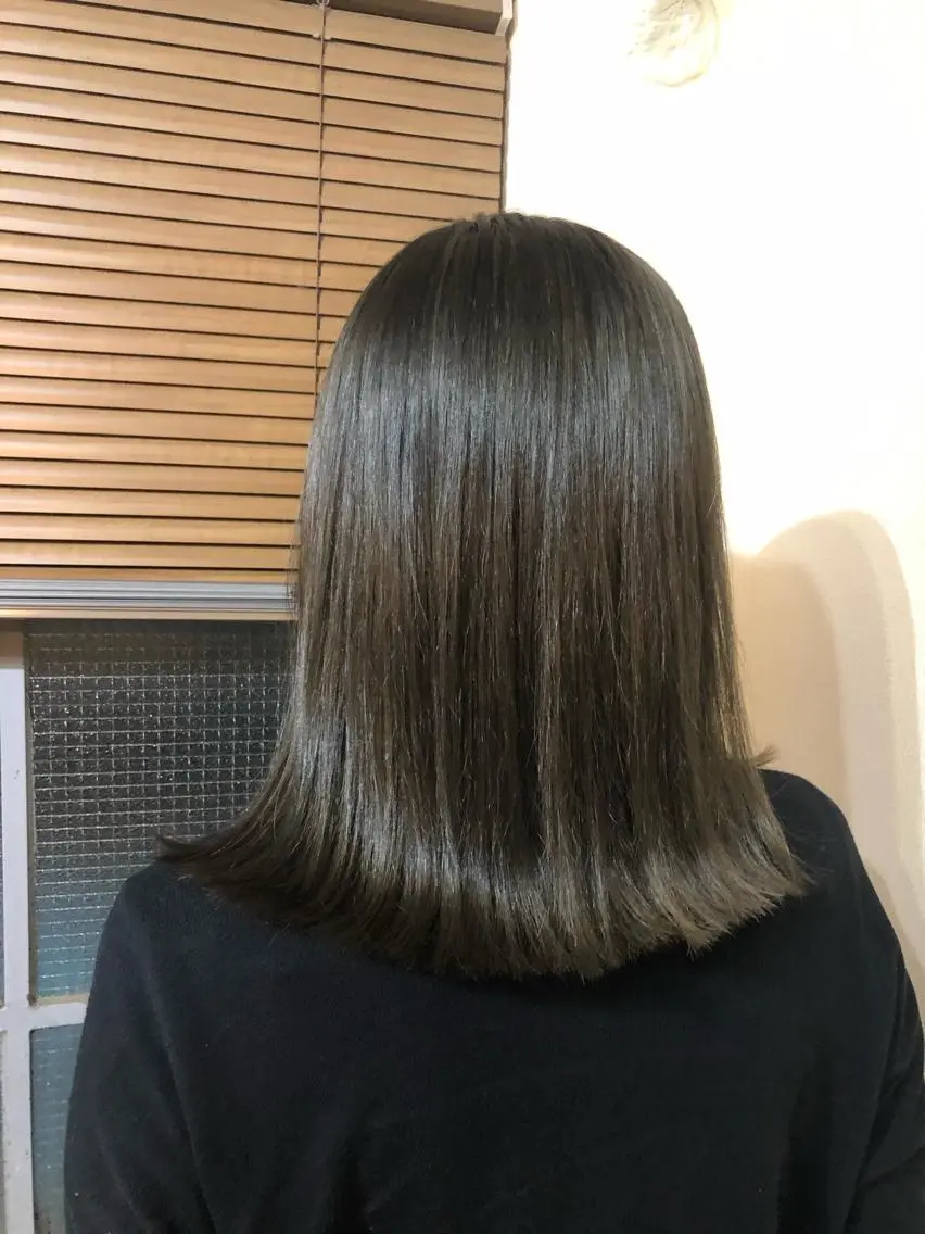 ミディアム ヘアカラー トリートメント 縮毛矯正の達人 ☆ 松本のヘアスタイル