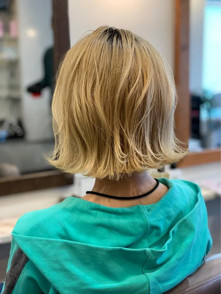 ショート カラー ブリーチ ハイトーンカラー ヘアカラー トリートメント ヘアセット 中村 優太のヘアスタイル