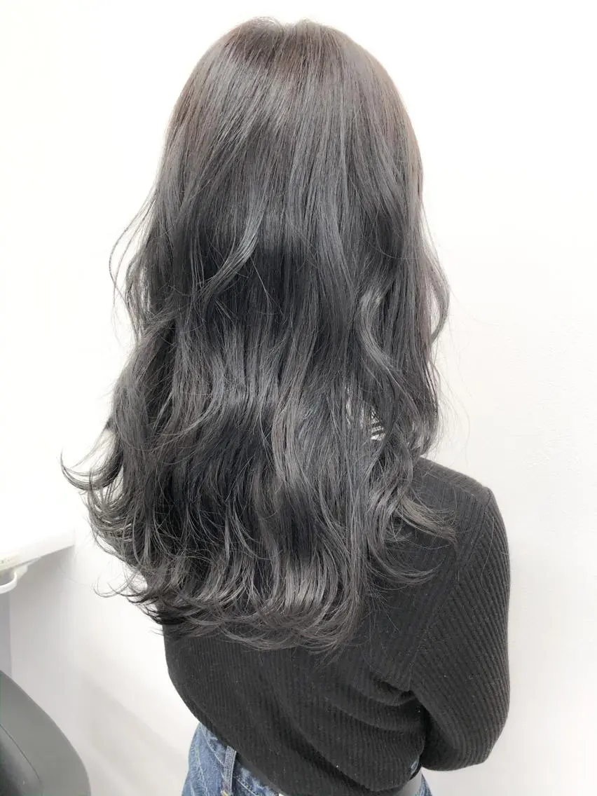 ロング カラー カット ヘアカラー ハイトーン×レイヤー カットTAKUMIのヘアスタイル