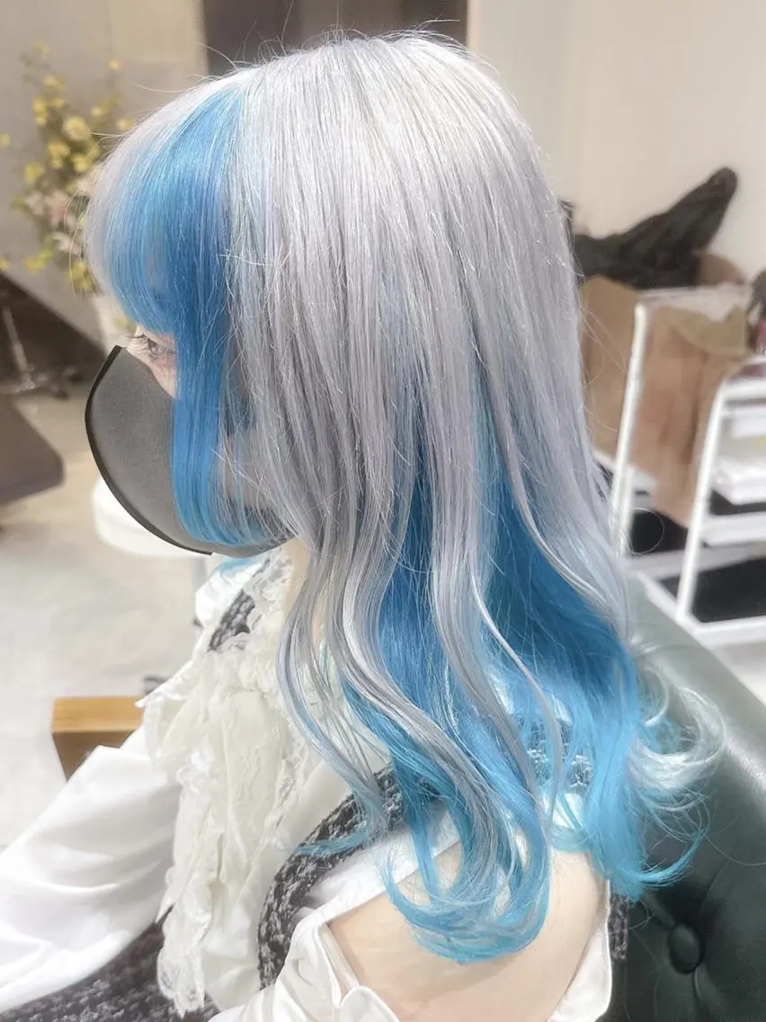 ロング カラー ヘアアレンジ ブリーチ ケアブリーチ 透明感カラー デザインカラー ハイトーンカラー Days 透明感カラーのヘアスタイル
