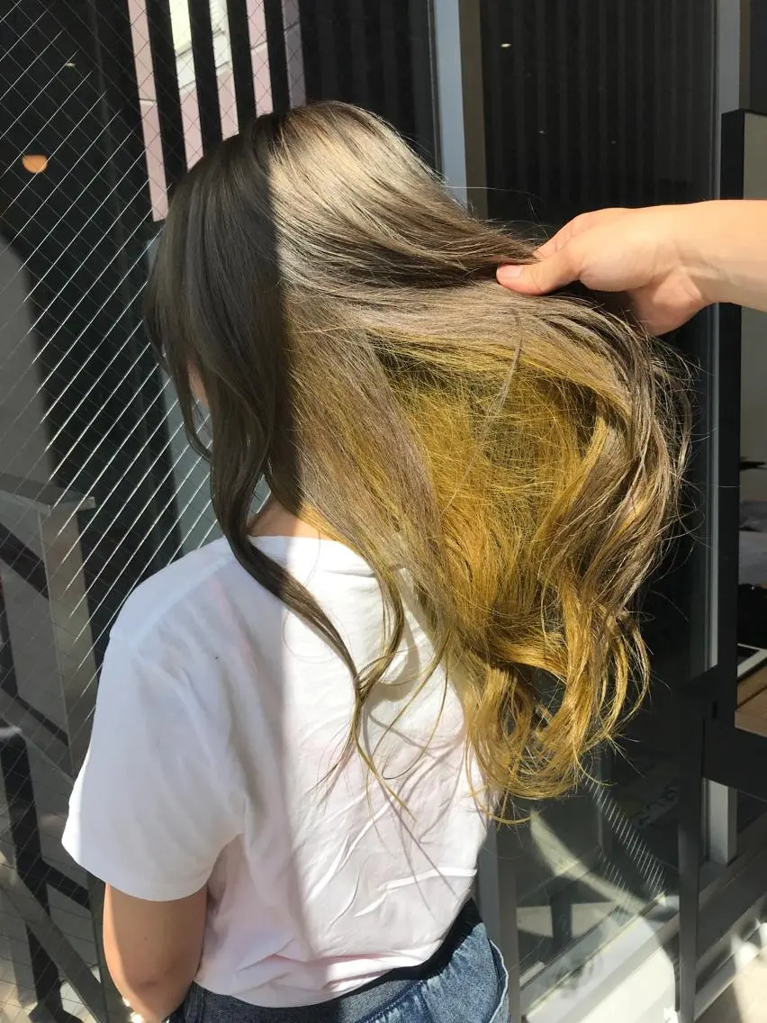 ロング カラー グレージュ イエローカラー カット ヘアカラー トリートメント インナーエクステ渋谷 🦋KAJIのヘアスタイル
