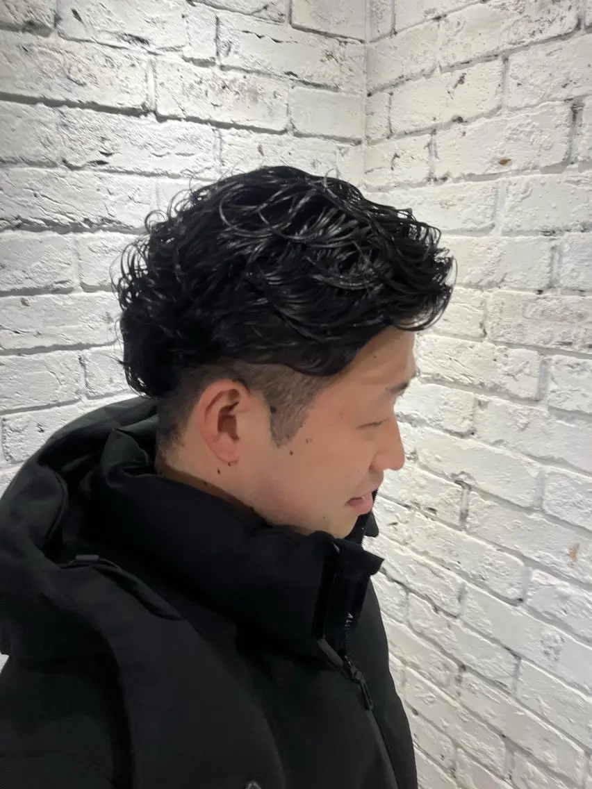 ショート パーマ メンズ メンズパーマ 刈り上げ カット パーマ トリートメント 杉本 直樹のヘアスタイル