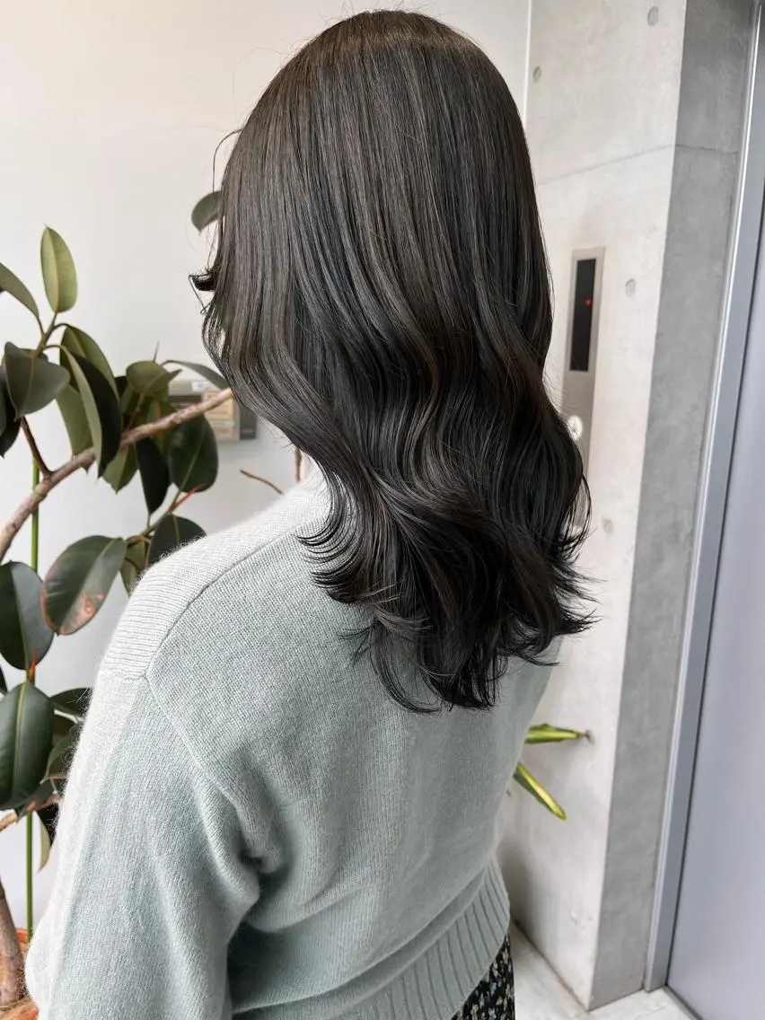 ロング カラー カット ヘアカラー トリートメント 🌫️大人韓国ヘア 🌫️naoyaのヘアスタイル