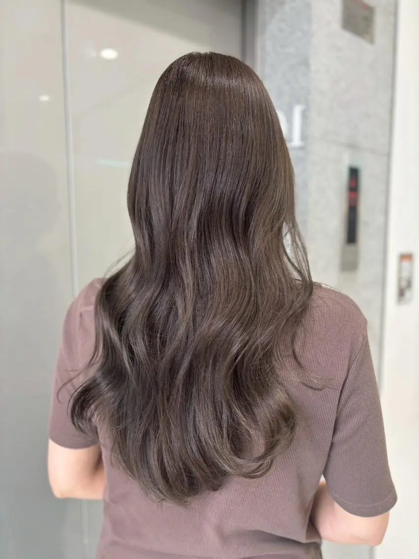 カラー 札幌/カラーモデル 🥣トレンドカラーのヘアスタイル