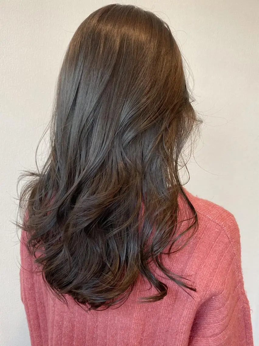 ロング カラー アッシュ ブルーカラー ブルーアッシュ 透明感カラー ダメージレスサロン✨ kayo🌱のヘアスタイル