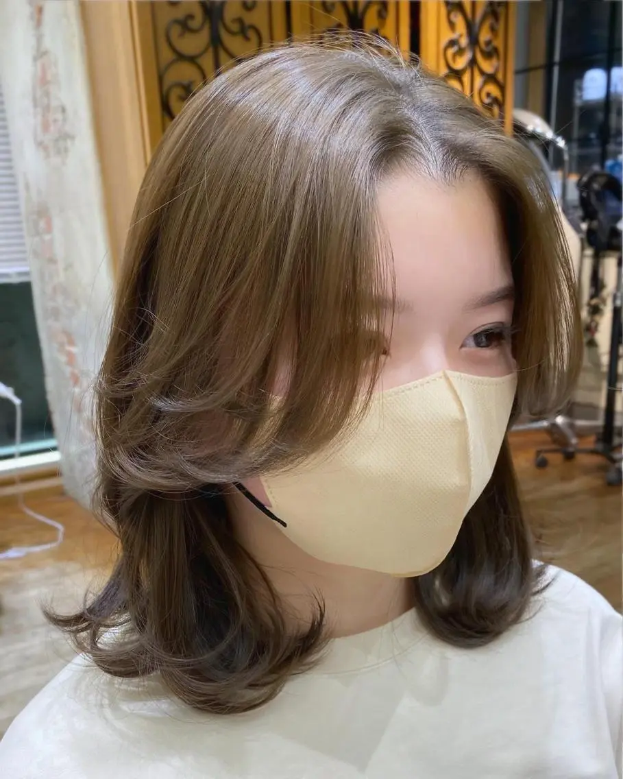 ミディアム カラー 顔まわりカット🌟 くびれヘア/寺門遥輝のヘアスタイル