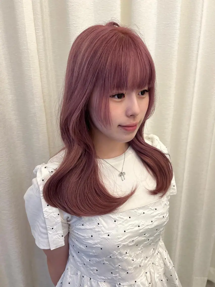 セミロング 顔周りカット 韓国風ヘア トリートメント ヘアカラー トリートメント さや🍀/透明感 カラー/ヘアセットのヘアスタイル