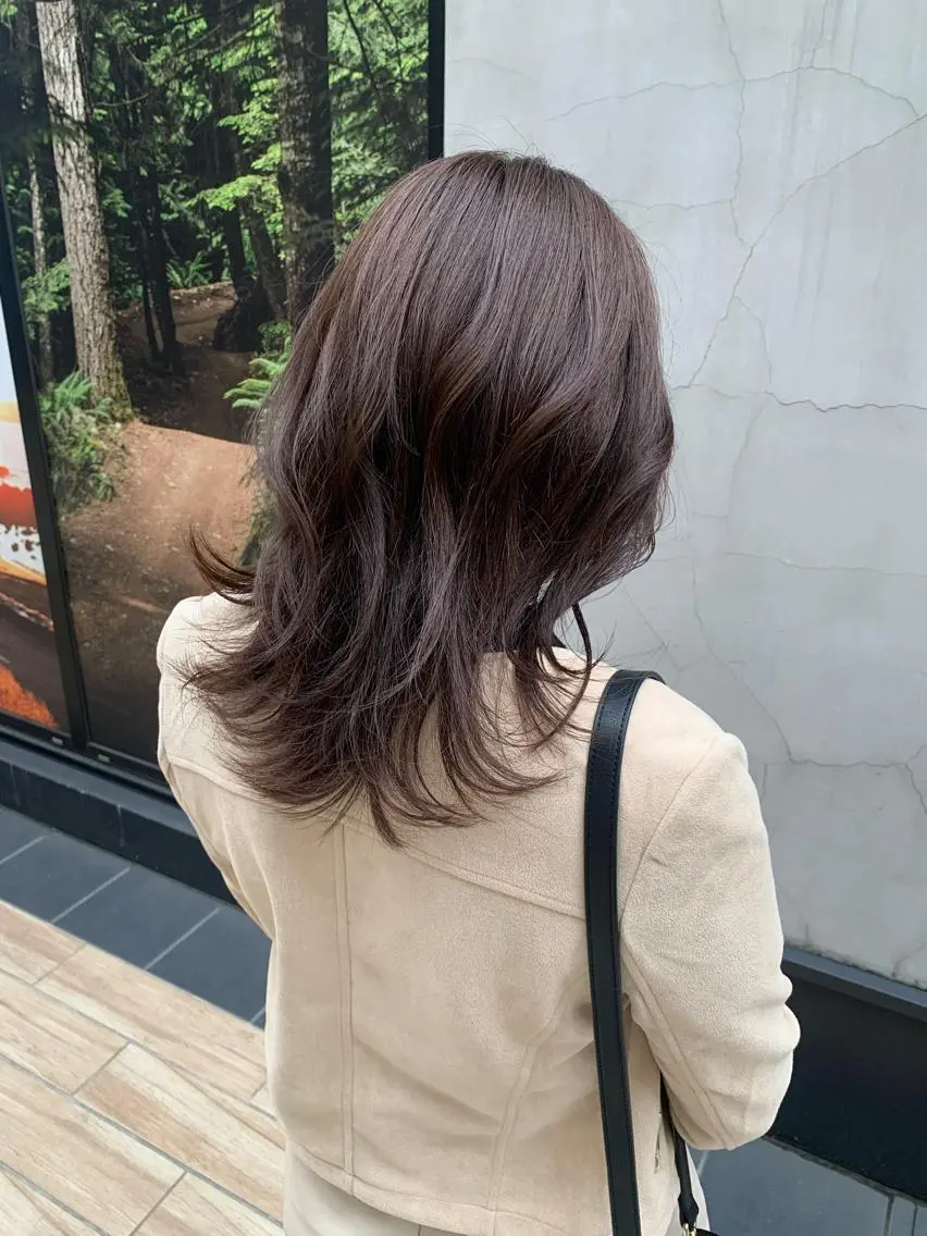 ミディアム カラー ヘアアレンジ カット ヘアカラー トリートメント yuka .のヘアスタイル