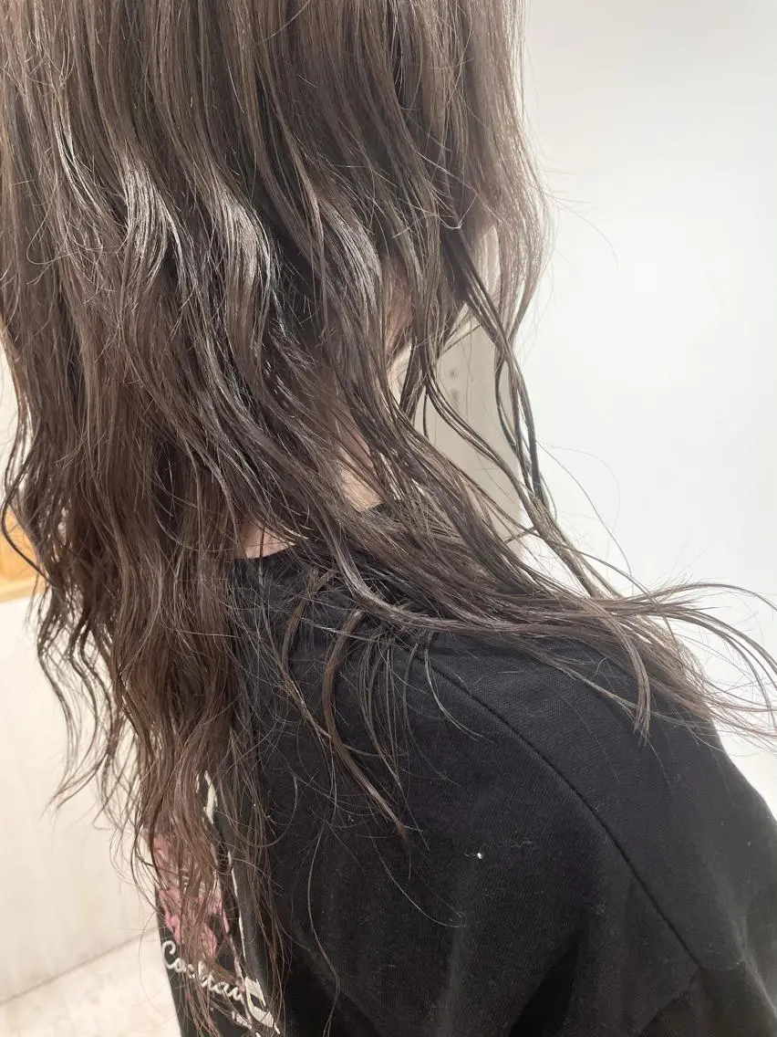 ミディアム カラー 透明感カラー グレージュ ハイライトカラー ハイライト ヘアカラー 北九州美容室 🕊️わかな✂︎のヘアスタイル