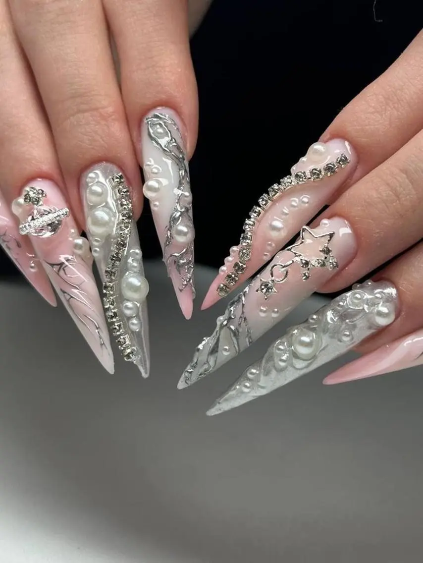 ネイル 長さ出し キラキラネイル 韓国ネイル ロングネイル 持ち込み ハンドネイル ハンドケア Nova Nail Salonのネイルデザイン