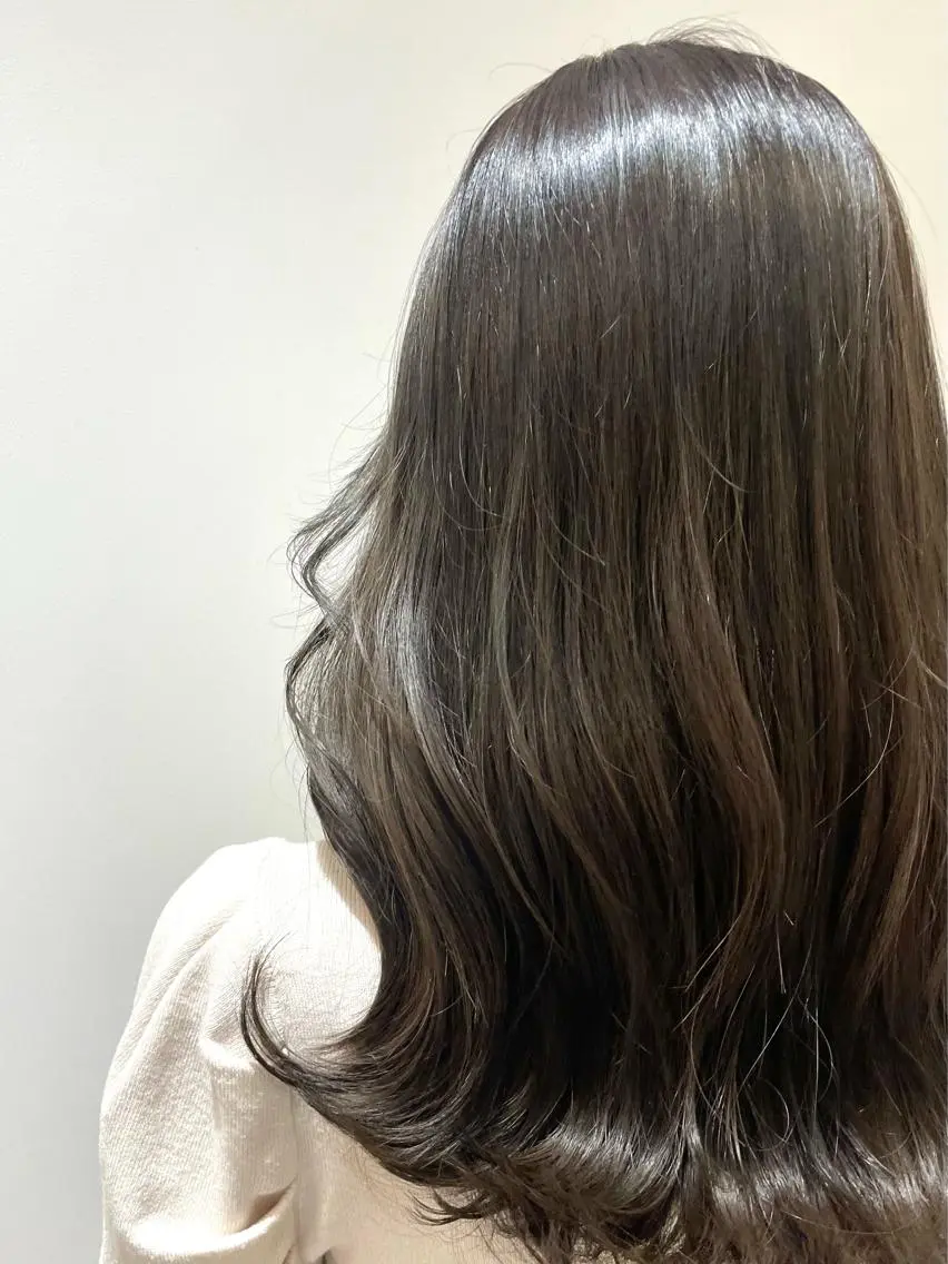 セミロング カラー 透明感カラー カット パーマ ヘッドスパ EMANON 吉祥寺北口のヘアスタイル