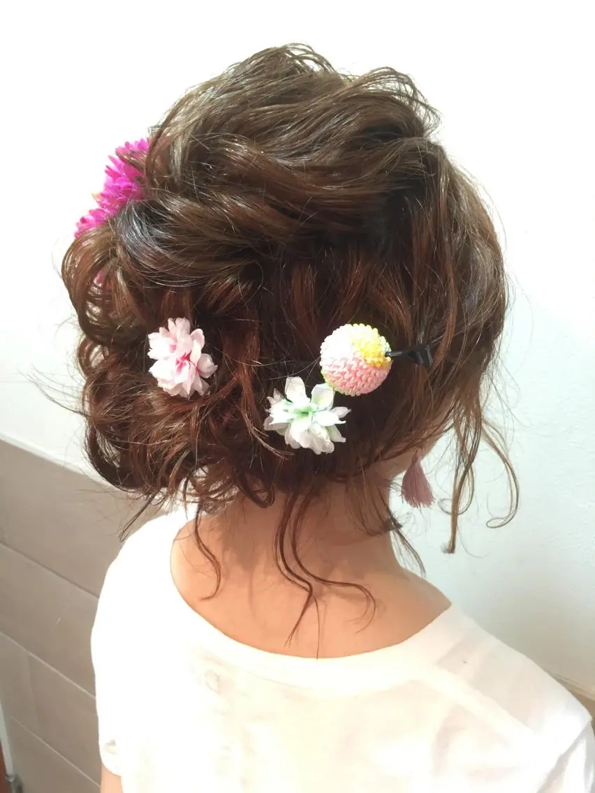 セミロング カラー パーマ ヘアアレンジ おくれ毛 可愛いを作る神 ナオヒロのヘアスタイル