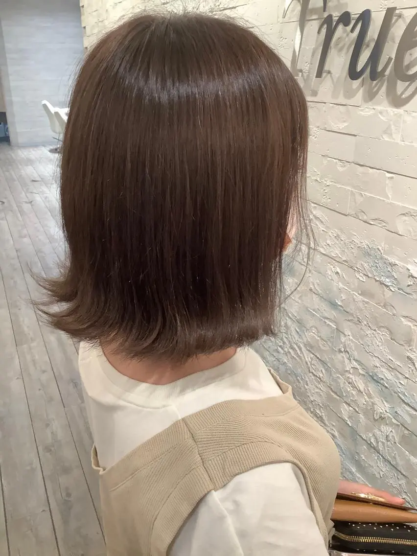 ミディアム カラー パーマ ヘアアレンジ キッズ ネイル マツエク・マツパ アイブロウ 🫧艶髪矯正🫧/ ハイトーン✨/矢澤のヘアスタイル