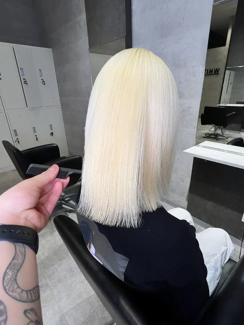 ミディアム 外国人風カラー ハイライト 髪質改善 似合わせカット トリートメント カット ヘアカラー トリートメント BUCKS【天王寺】 バックス【駅30秒】のヘアスタイル