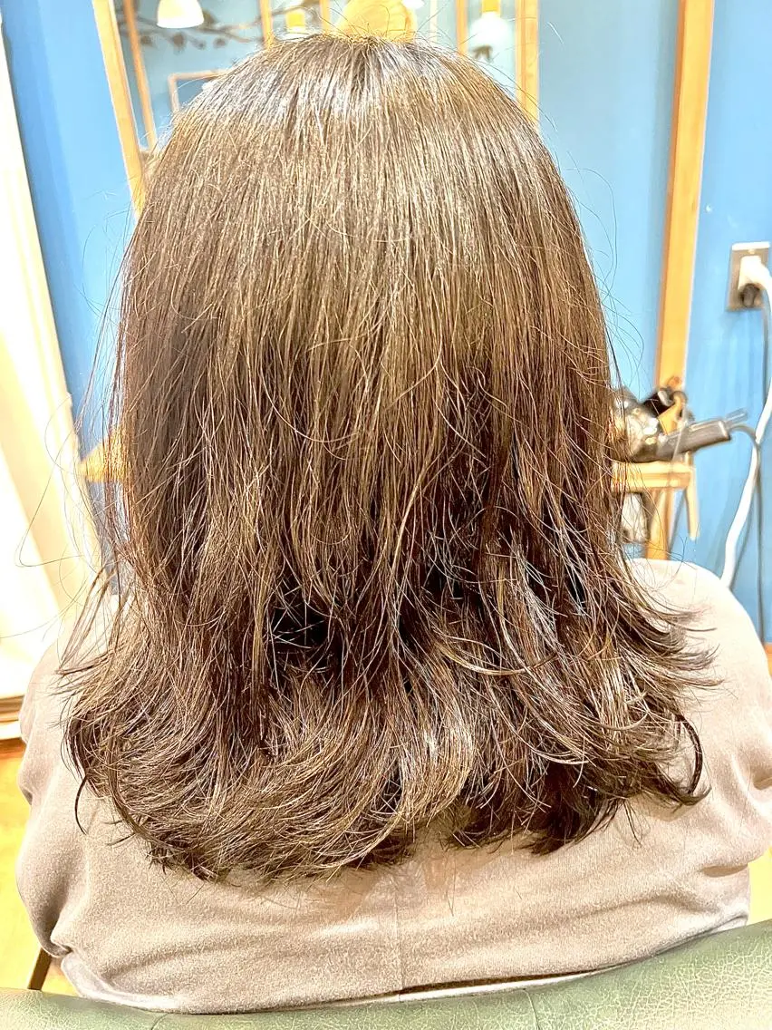 ミディアム ミディアムパーマ 須永 優希のヘアスタイル