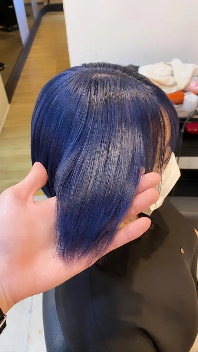 ミディアム カラー ブリーチ ブルーカラー ブルーバイオレット 透明感カラー バイオレットカラー 鈴木/ボブ/ ミルクティー/ピンクのヘアスタイル