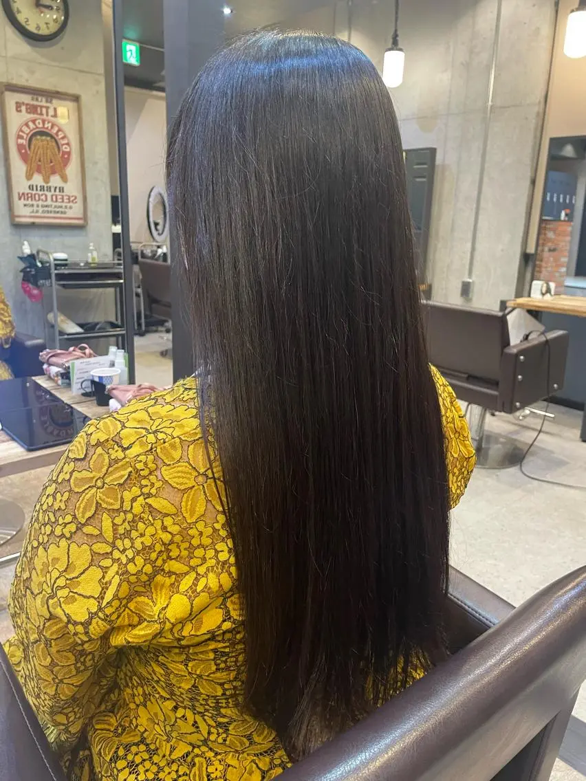 ロング 縮毛矯正 カット 縮毛矯正 トリートメント 樋川 早紀のヘアスタイル