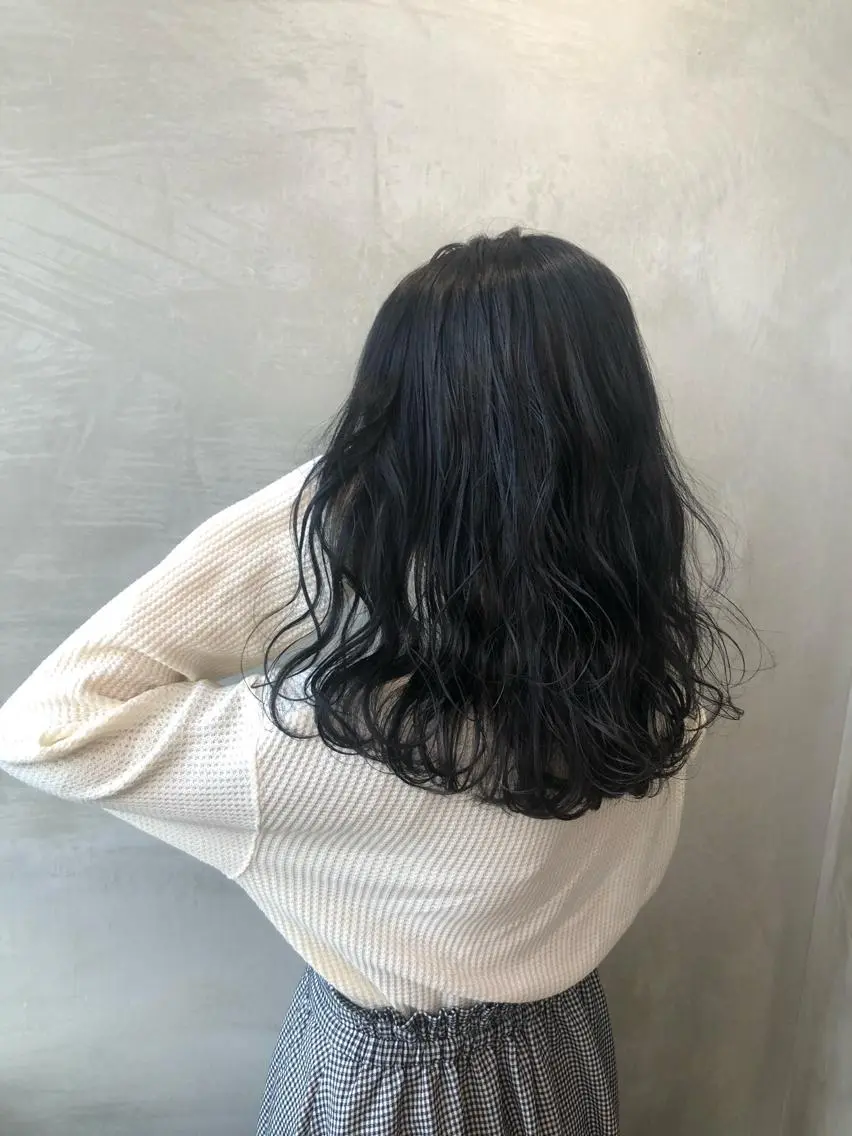 ミディアム カラー パーマ ヘアアレンジ 新宿/顔周りカット +レイヤー=しずく♩のヘアスタイル