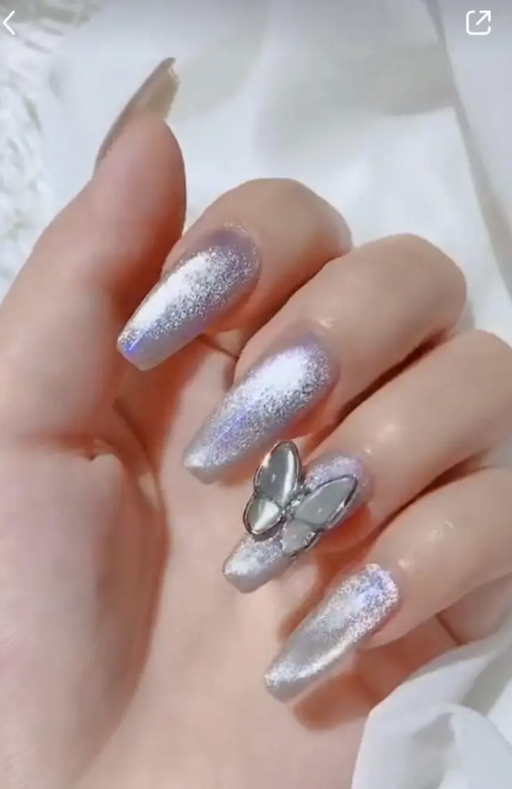 ネイル 🦋ネイルサロン ブラン🌈ゆりのネイルデザイン