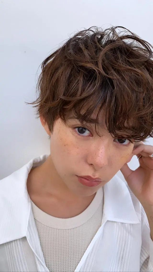 ショート パーマ ショートヘア 大人レイヤー×艶髪 小久保　春暁のヘアスタイル