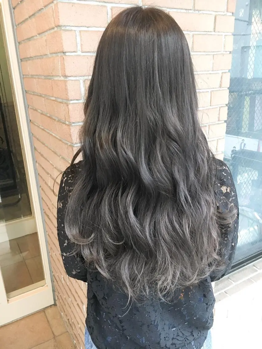 ロング カラー 北條 優輝のヘアスタイル