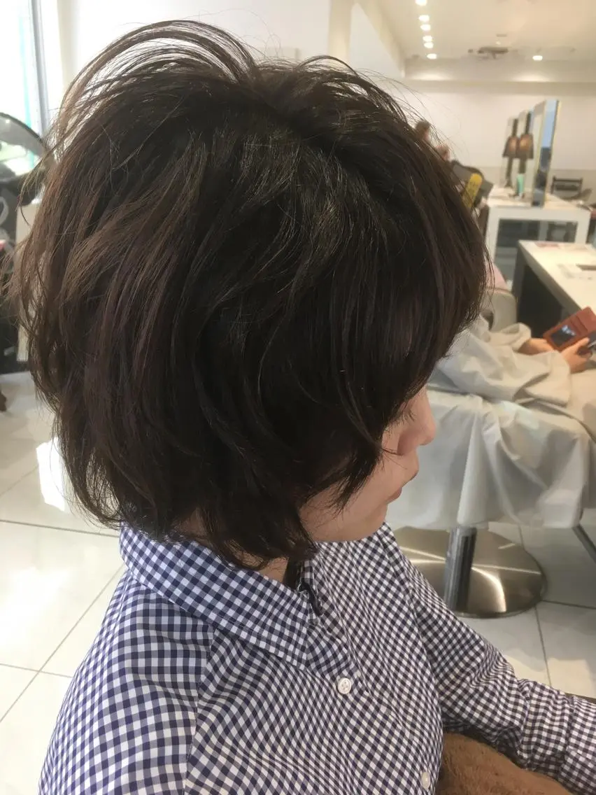 ショート カラー パーマ 井口 真人のヘアスタイル