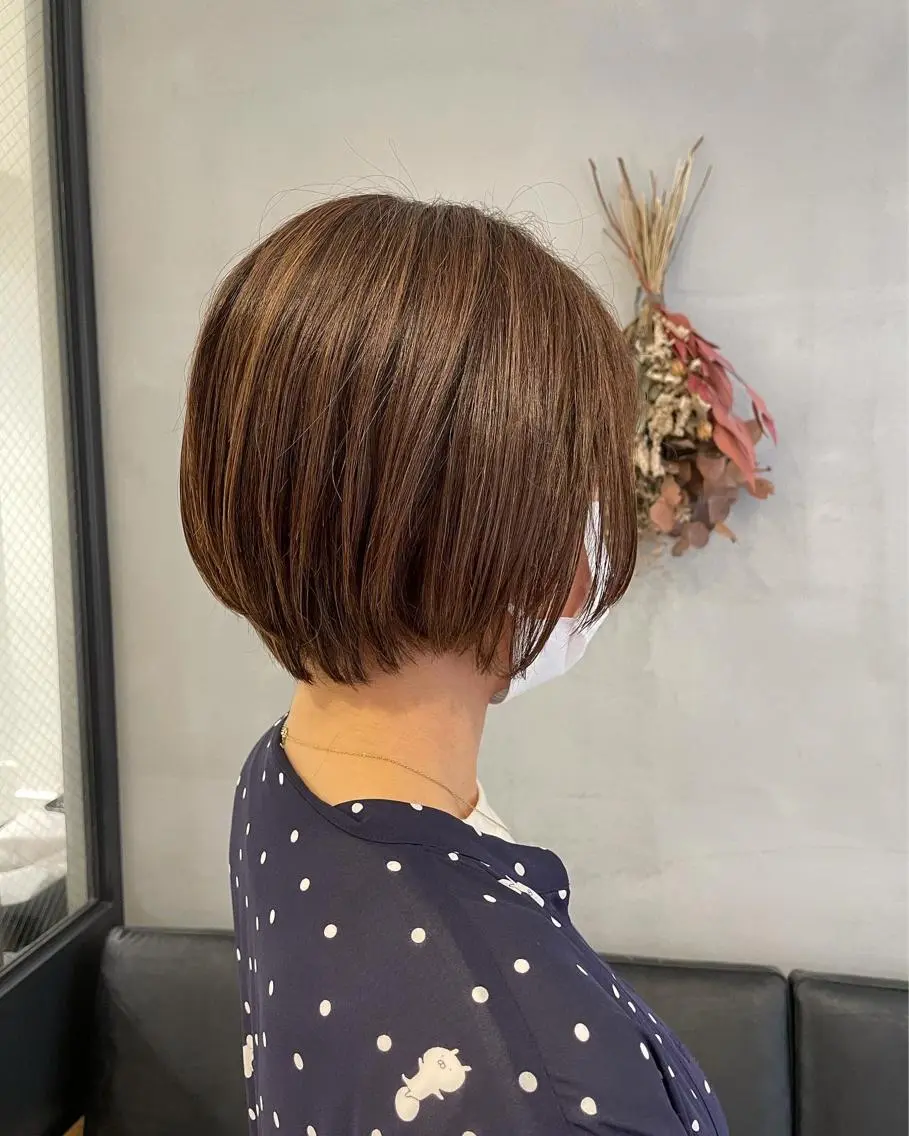 ショート 暖色カラー🍊 ボブ🌿顔周りcutのヘアスタイル