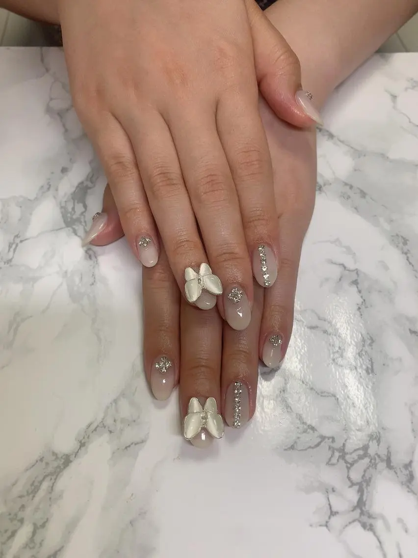 ネイル ハンドネイル はな💎ネイル ワンホン、長さ出しのネイルデザイン