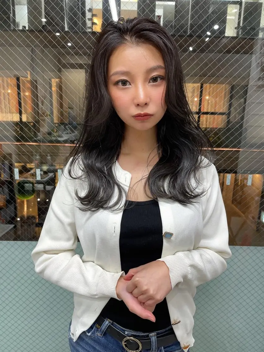 ロング カラー カット ヘアカラー トリートメント 髪質改善will hairdesignのヘアスタイル