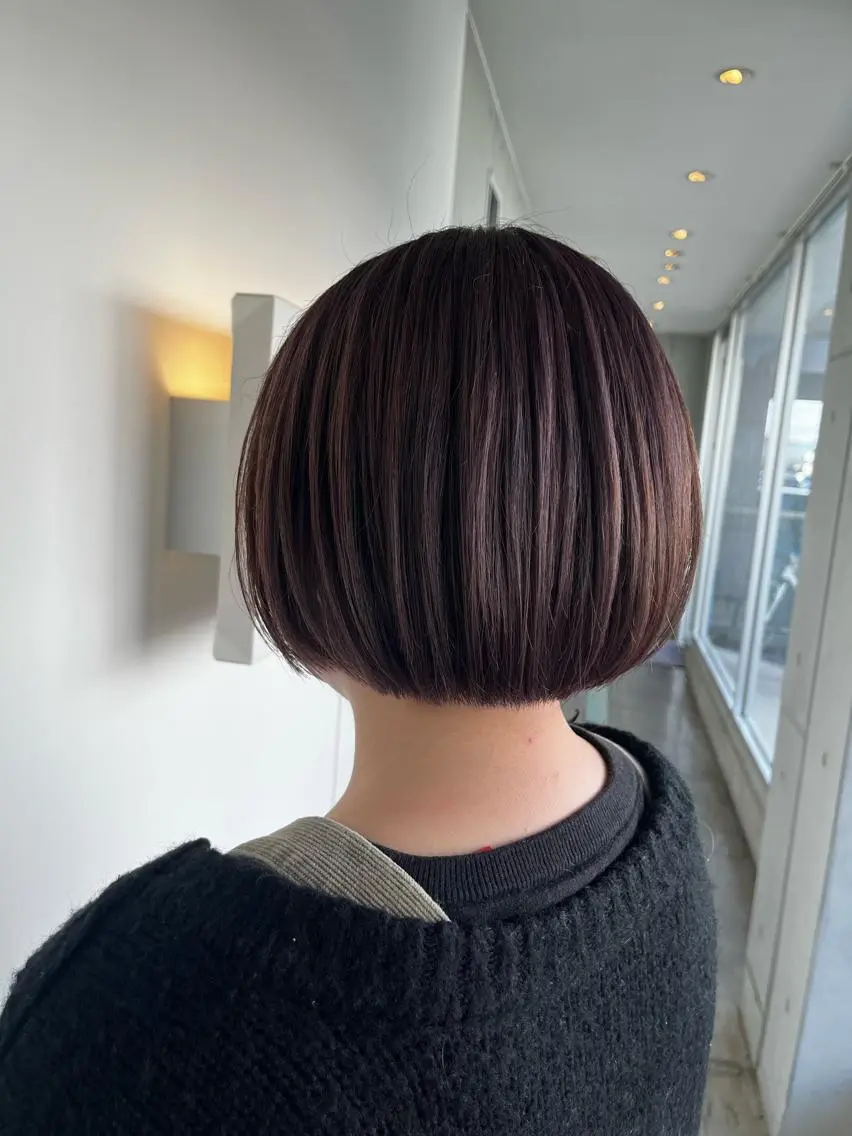 ショート ラベンダーベージュ おせ ちさとのヘアスタイル