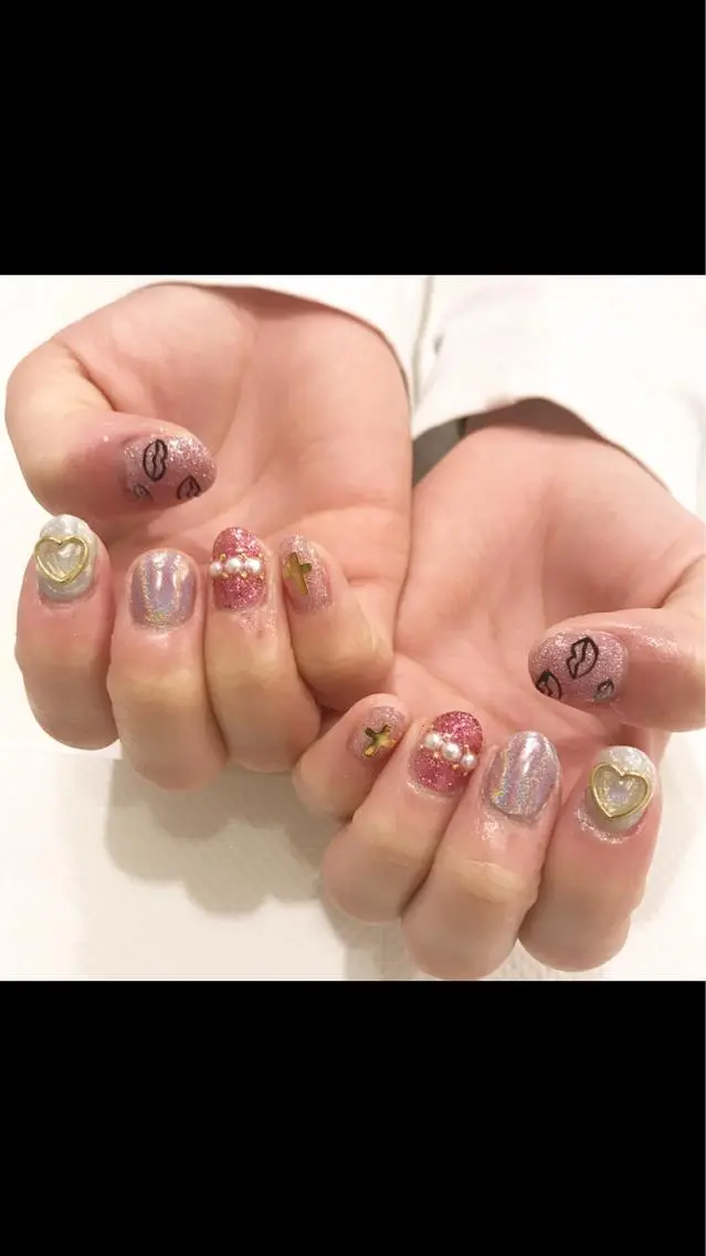 ネイル 板垣 綾乃のネイルデザイン