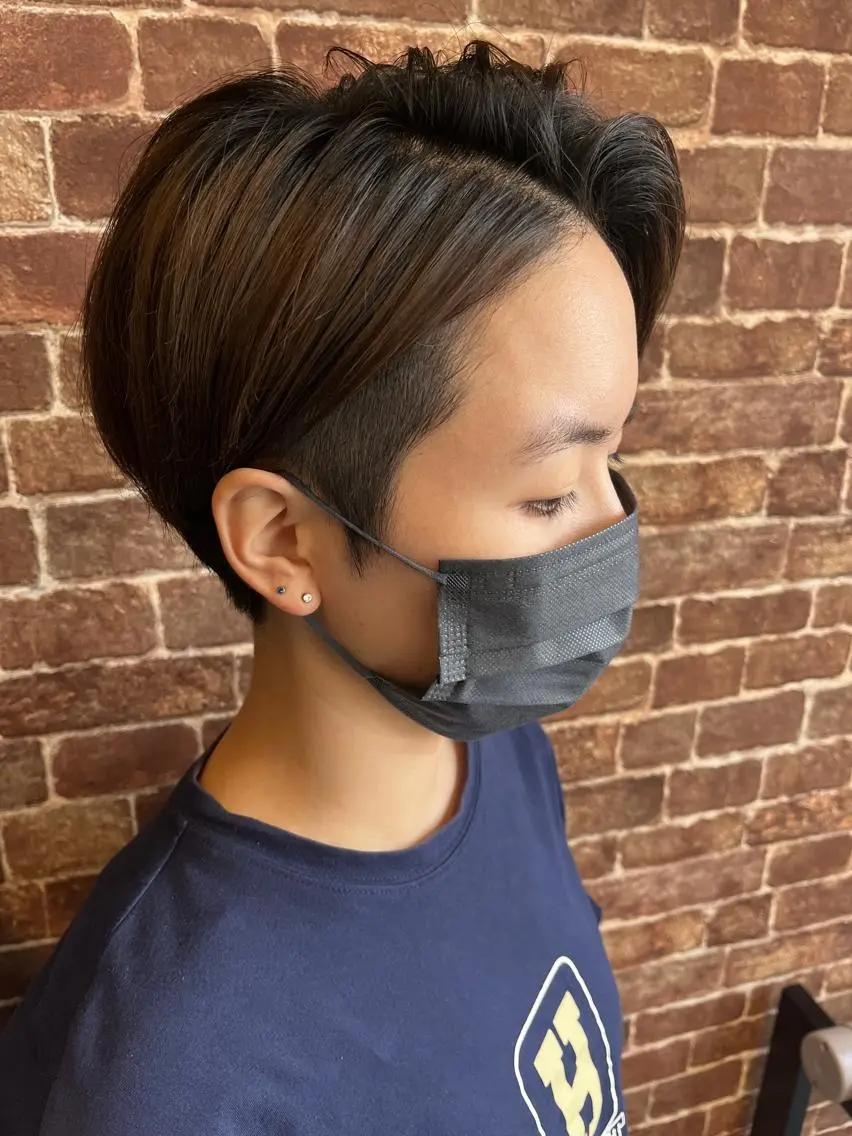 ショート カラー パーマ ヘアアレンジ メンズ キッズ ネイル マツエク・マツパ アイブロウ メンズハイライト メンズパーマ ブラウンカラー ケアカラー 透明感カラー 久木原 ゆりのヘアスタイル