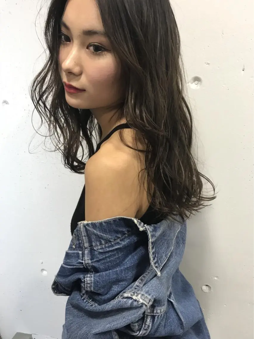 カラー グレージュ オリーブグレージュ オリーブグレー 古賀 侑磨のヘアスタイル