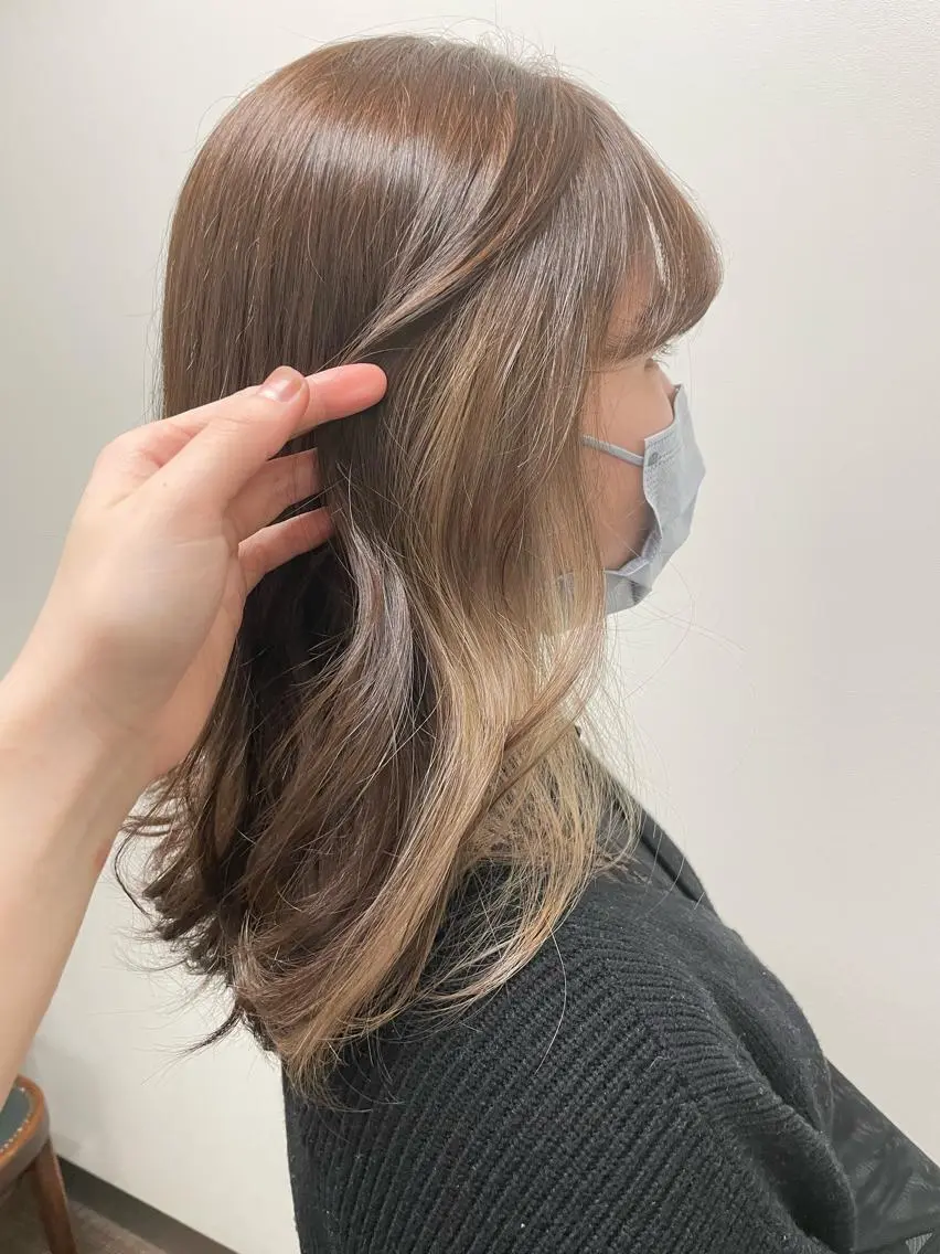 セミロング カラー イヤリングカラー ボブパーマ🧸 /YUNAのヘアスタイル