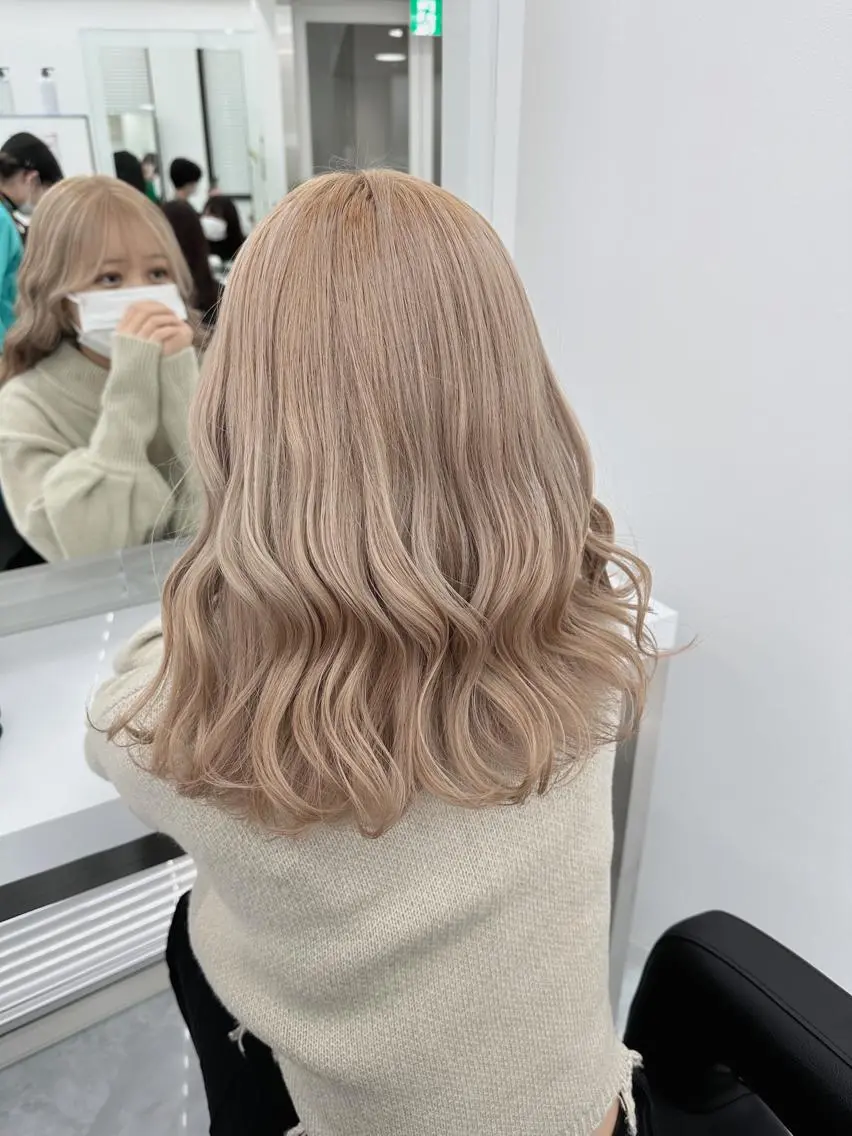ロング カラー レイヤーダブルカラー KYONのヘアスタイル