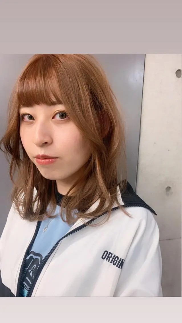 ミディアム 寺尾 迅平のヘアスタイル