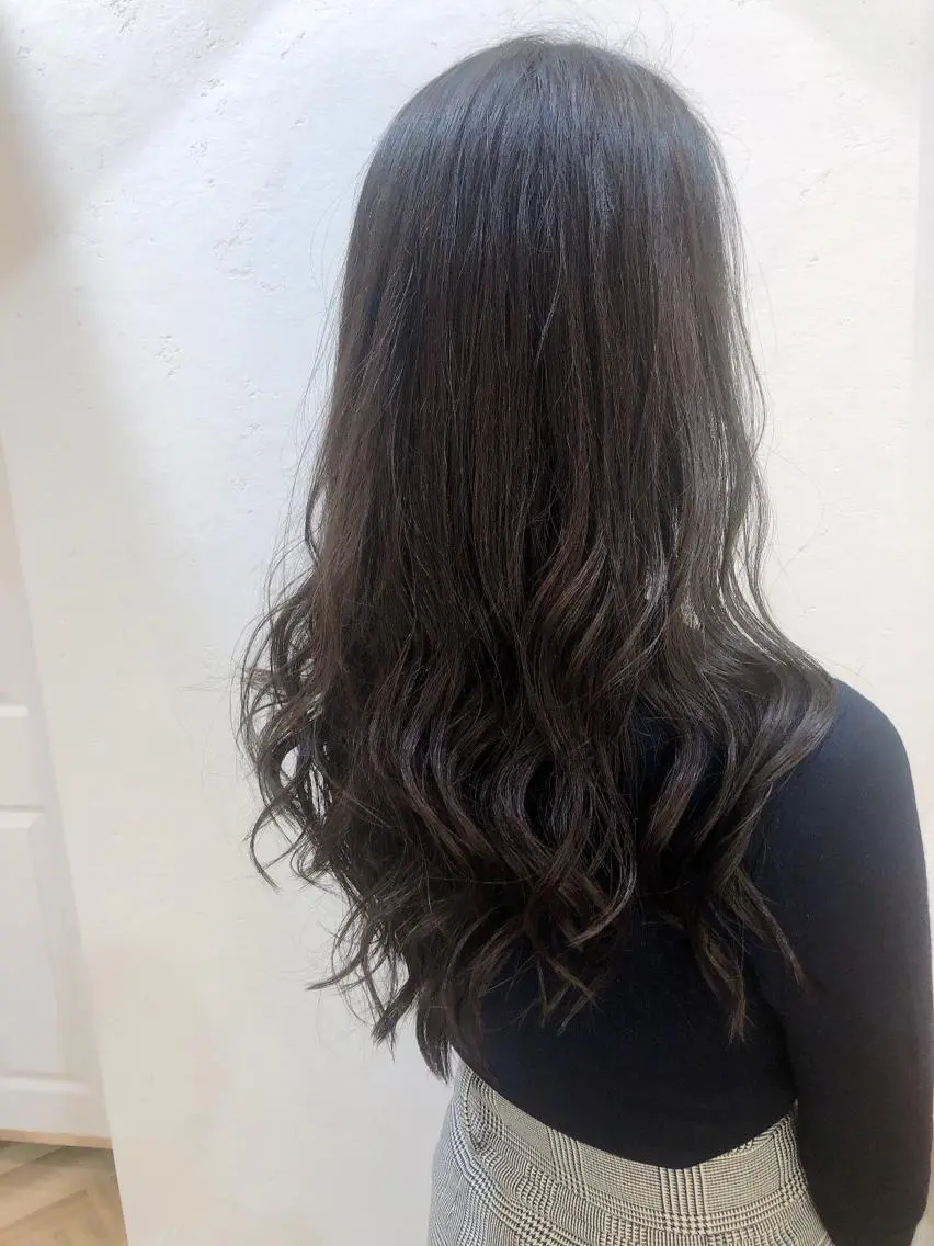 ロング カラー パーマ ヘアアレンジ ネイル マツエク・マツパ Londideal 高橋ヒロシのヘアスタイル