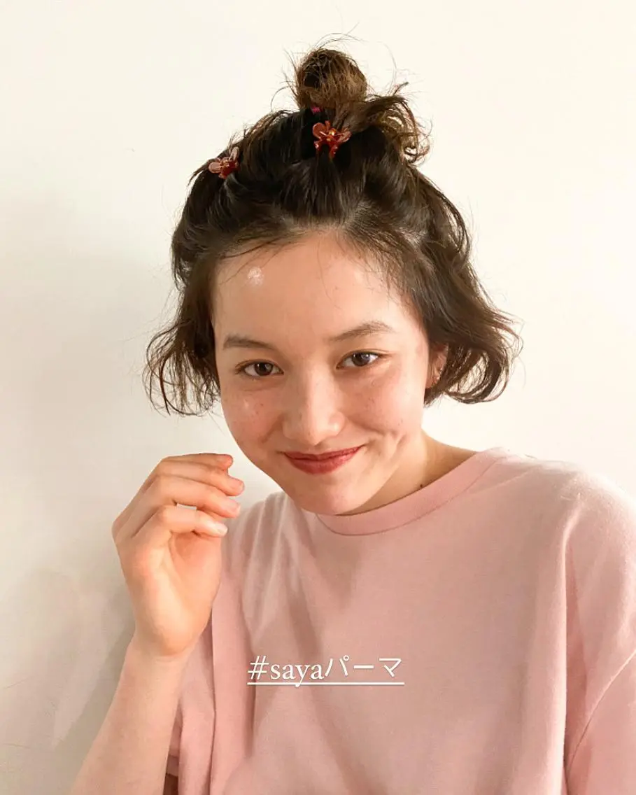 ショート カラー パーマ ヘアアレンジ メンズ キッズ ネイル メンズパーマ パーマスタイル🔅 sayacaのヘアスタイル