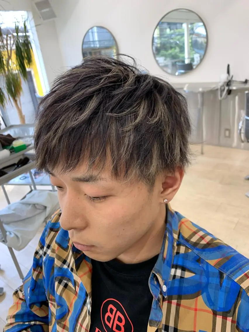 カラー メンズ レイヤーカット 西村あきやのヘアスタイル