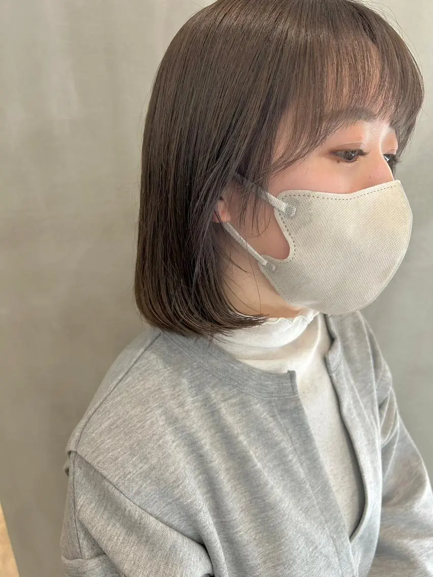 ミディアム カラー パーマ ヘアアレンジ ミディアムパーマ アディクシーカラー ベージュカラー ブリーチ ケアカラー カット トリートメント ヘアケア特化型サロン newi 梅田のヘアスタイル