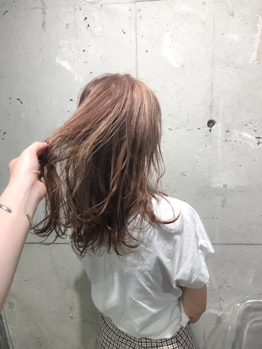 セミロング カラー パーマ ヘアアレンジ メンズ キッズ ネイル マツエク・マツパ メンズブリーチ ベージュカラー ブリーチ ピンクカラー ピンクベージュ 当日予約⭕️ Rene’のヘアスタイル