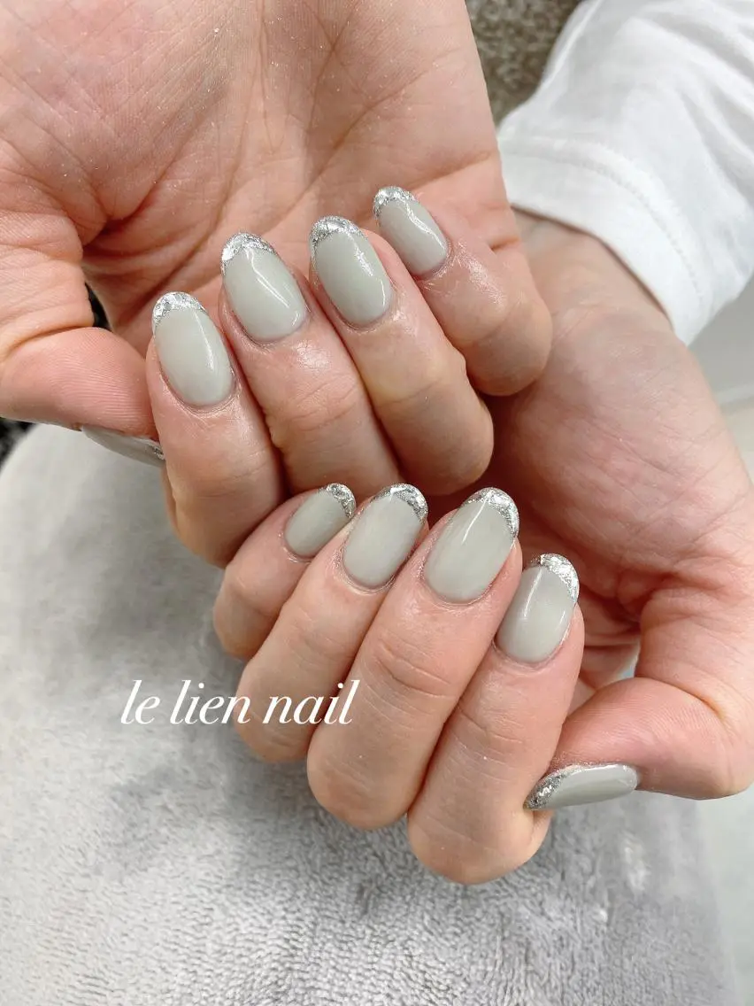 ネイル フレンチネイル ガラスフレンチ グリーン シルバー le lien nailのネイルデザイン