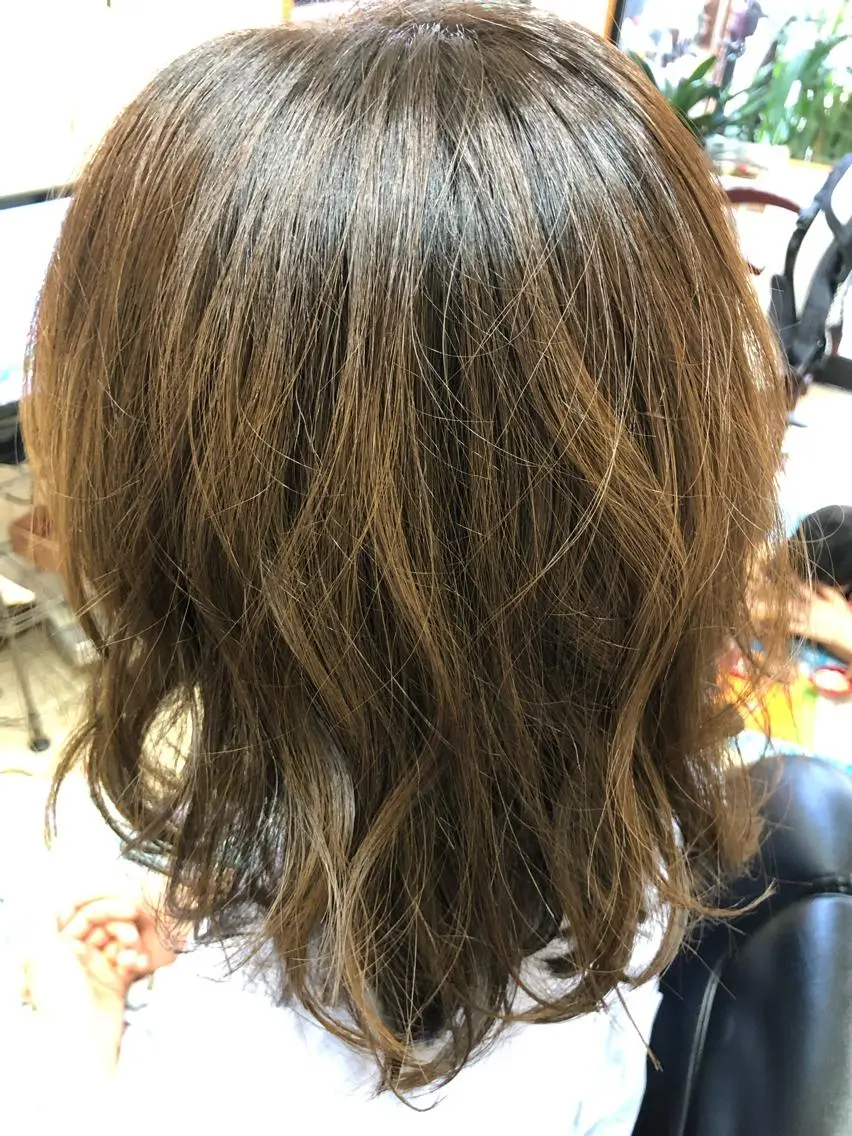ミディアム 石塚 浩のヘアスタイル