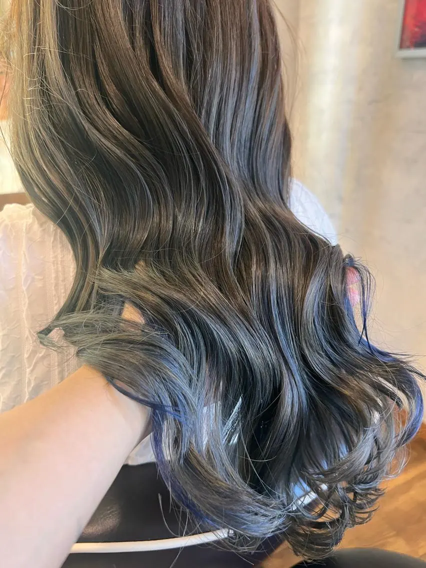 ロング カラー ハイライトカラー ハイライト 🌻井上 マリー🌻のヘアスタイル