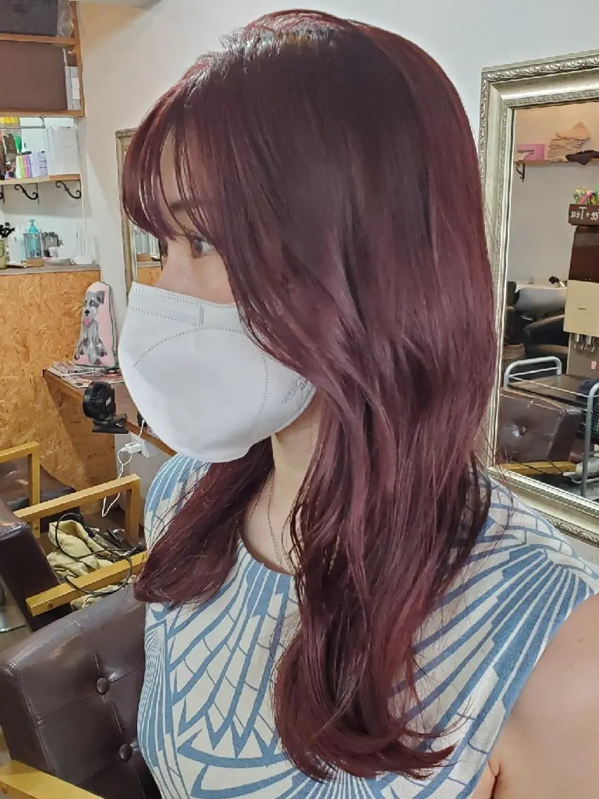 ロング カラー 切りっぱなしボブ ショートボブ バレイヤージュ ベージュカラー 黒髪 カット ヘアカラー トリートメント 韓国レイヤー柔らかい 地毛風縮毛矯正／マツのヘアスタイル