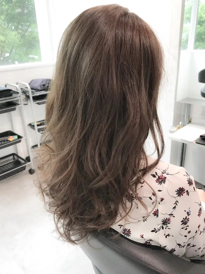 ロング カラー 表参道/さあ や/大人ナチュラルのヘアスタイル
