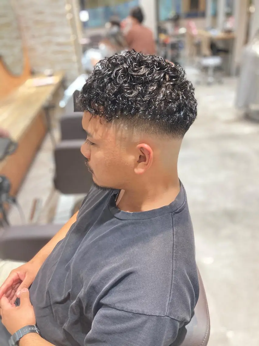メンズ カット パーマ メンズ特化 TAKUYAのヘアスタイル