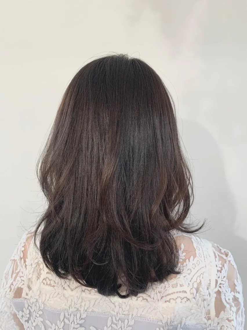 セミロング カラー パーマ ヘアアレンジ 加藤 綾華のヘアスタイル