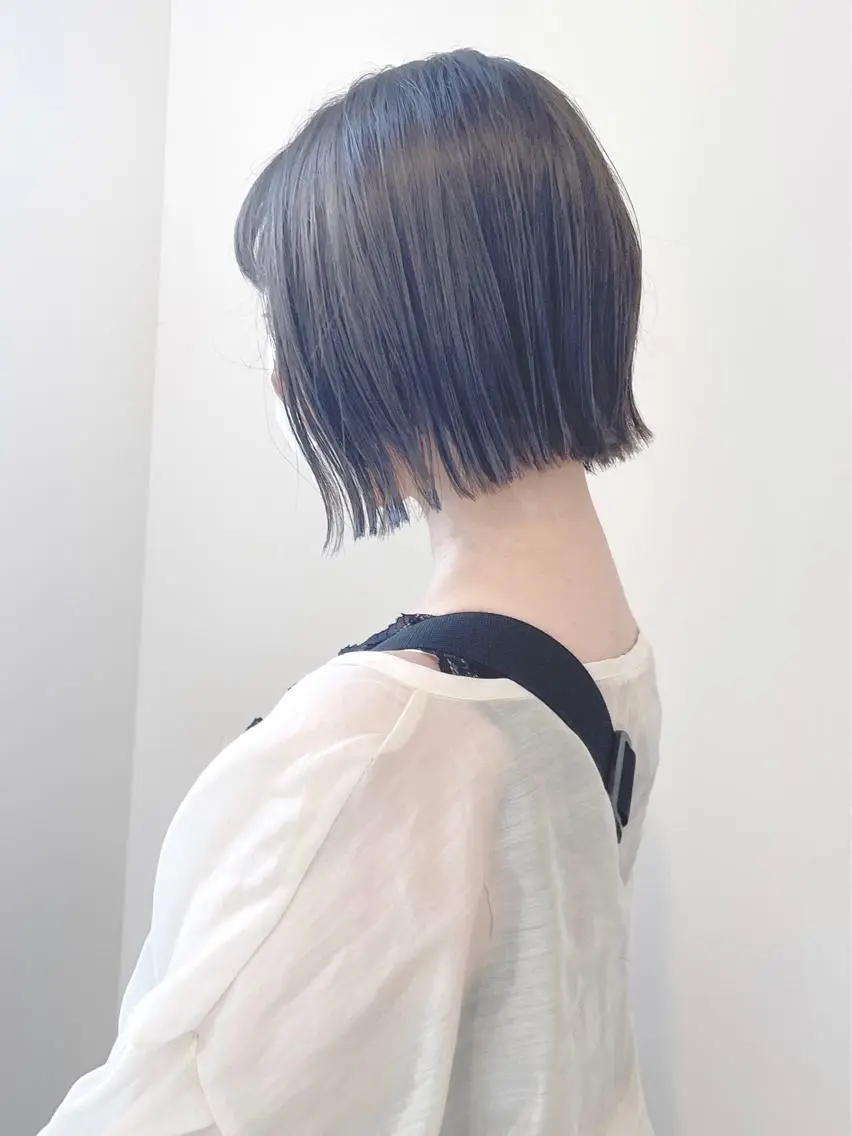 ショート カラー パーマ カット ヘアカラー 縮毛矯正 トリートメント ボブ/縮毛/レイヤー モトナリのヘアスタイル