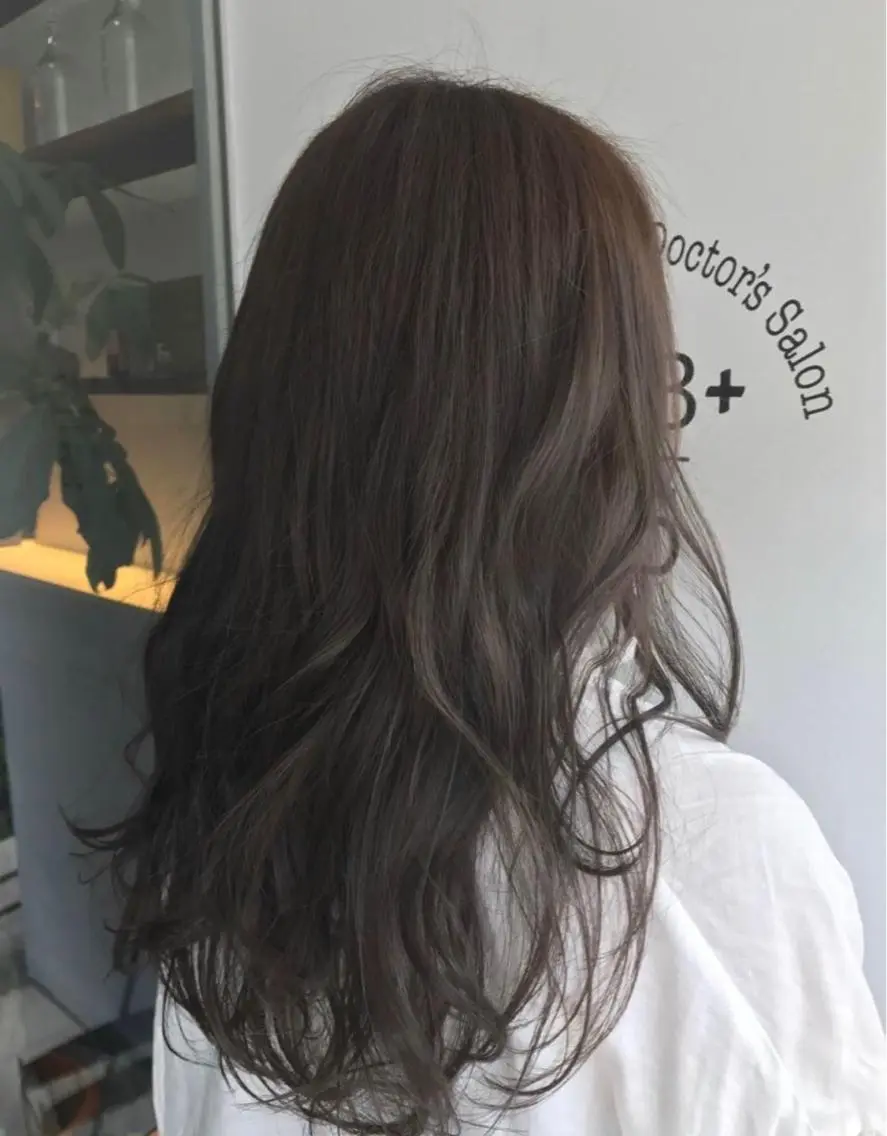 ロング カラー アッシュ ラベンダーカラー ラベンダーアッシュ ひろせ かなのヘアスタイル